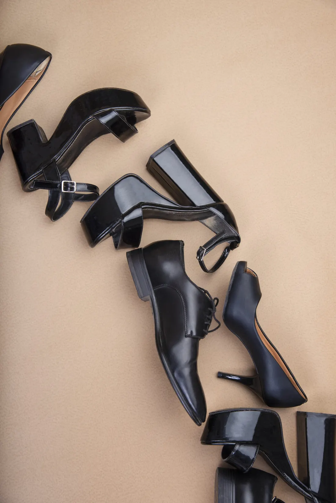 Zapatos de cuero negro